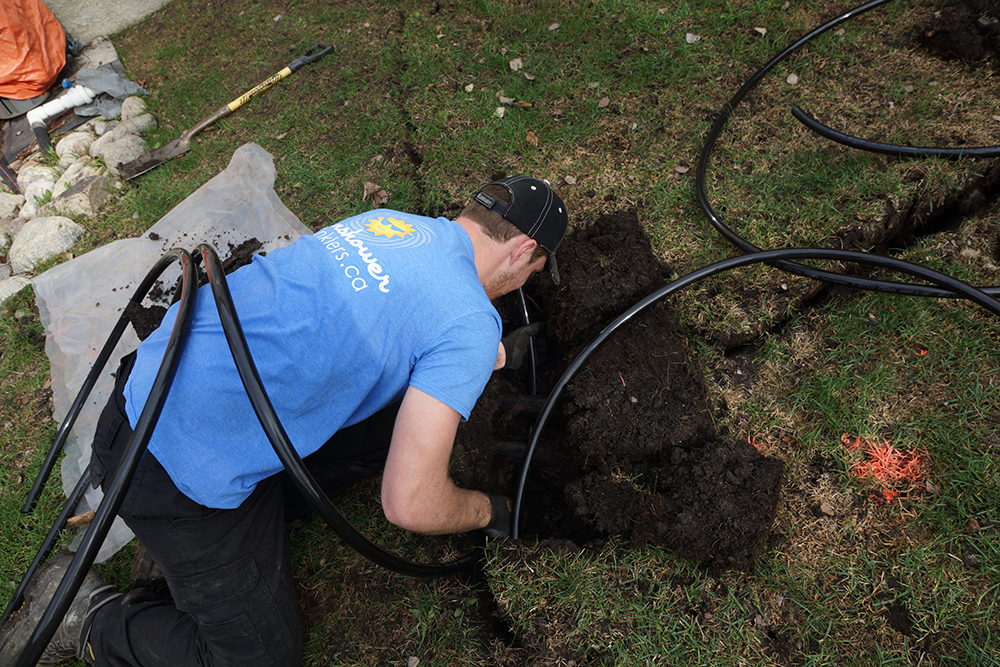 technician repairing